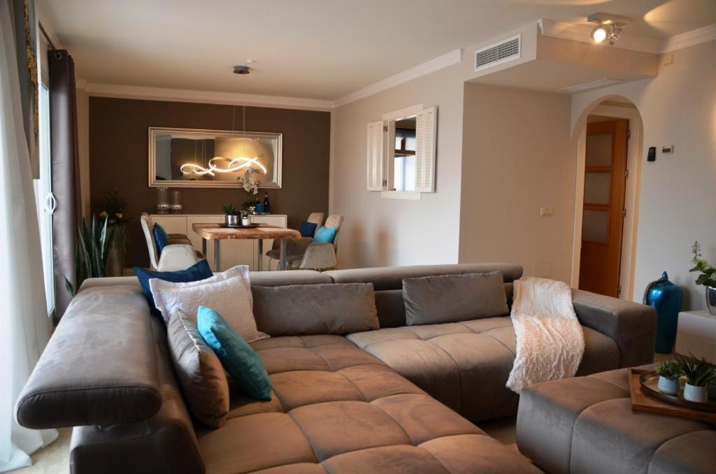 欧赫恩Penthouse Mit Privatem Jacuzzi In Marbella - La Mairena公寓 外观 照片