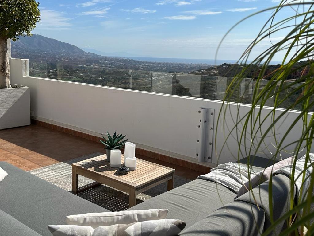 欧赫恩Penthouse Mit Privatem Jacuzzi In Marbella - La Mairena公寓 外观 照片